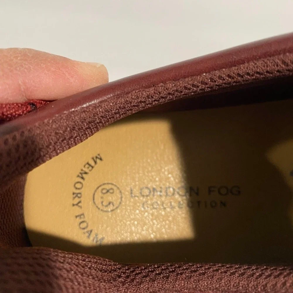 London Fog Men Slip On Memory Foam Sneakers Burgundy Size 8.5